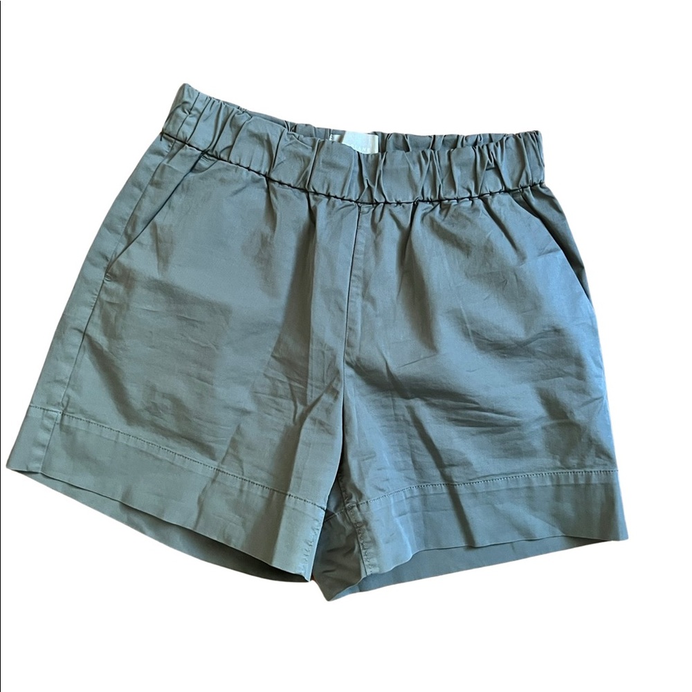 Everlane - The Easy Short